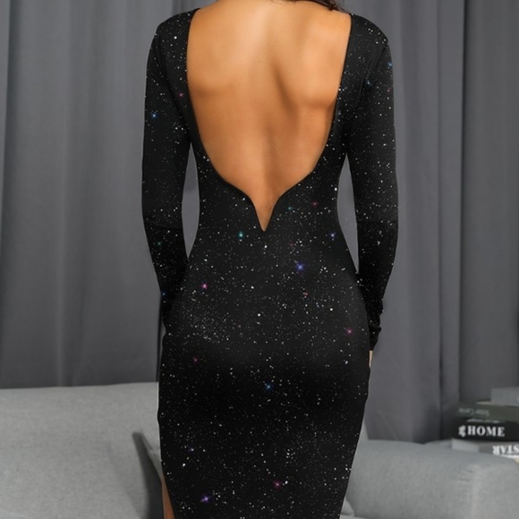Glittery open back long sleeve dress - Picture 2 of 4